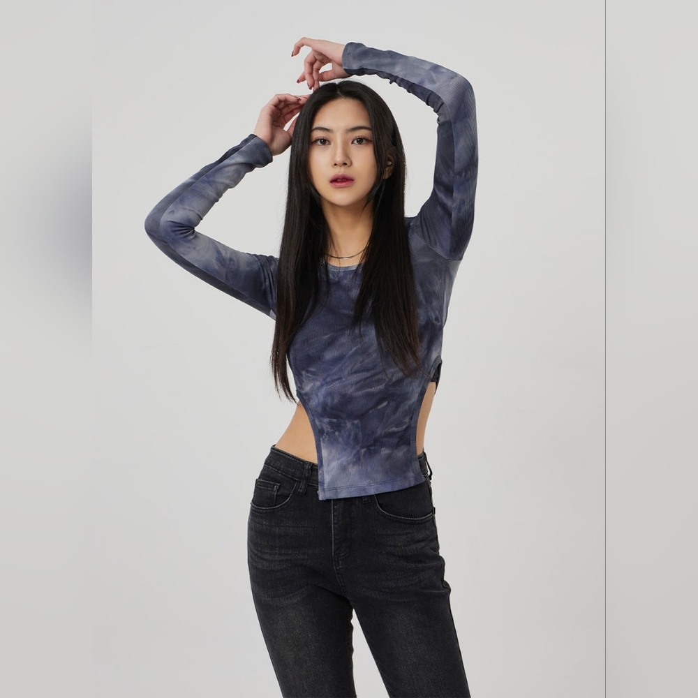 Side Slit Tie Dye Top korea like new